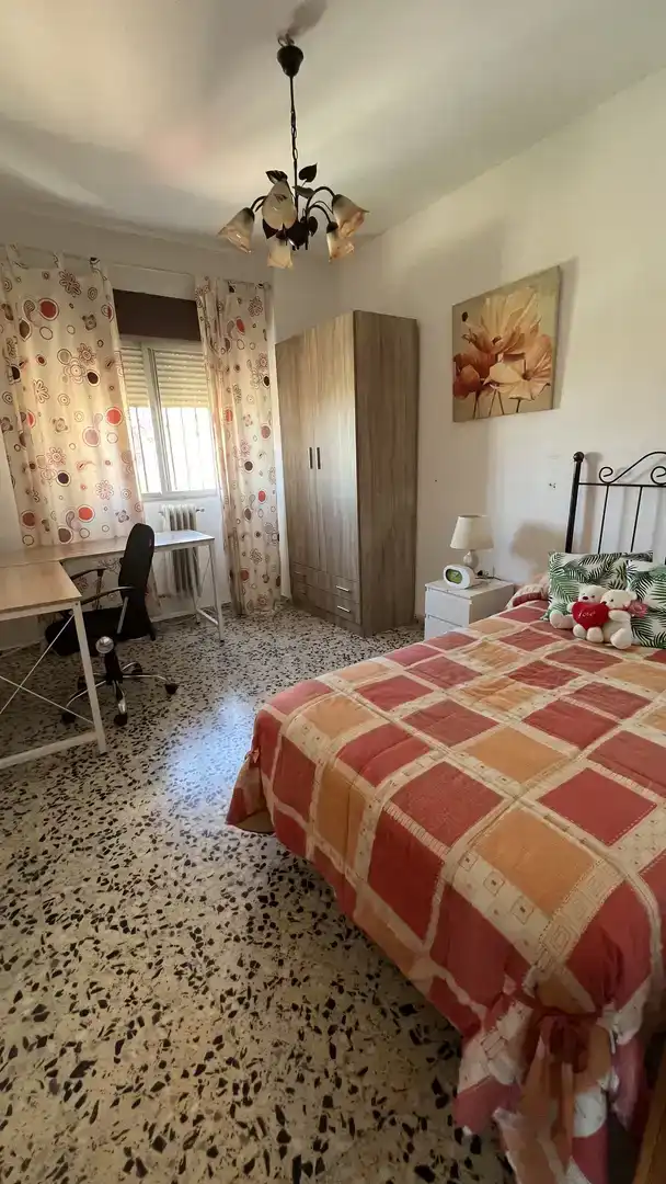 Habitación 94 m², Granada