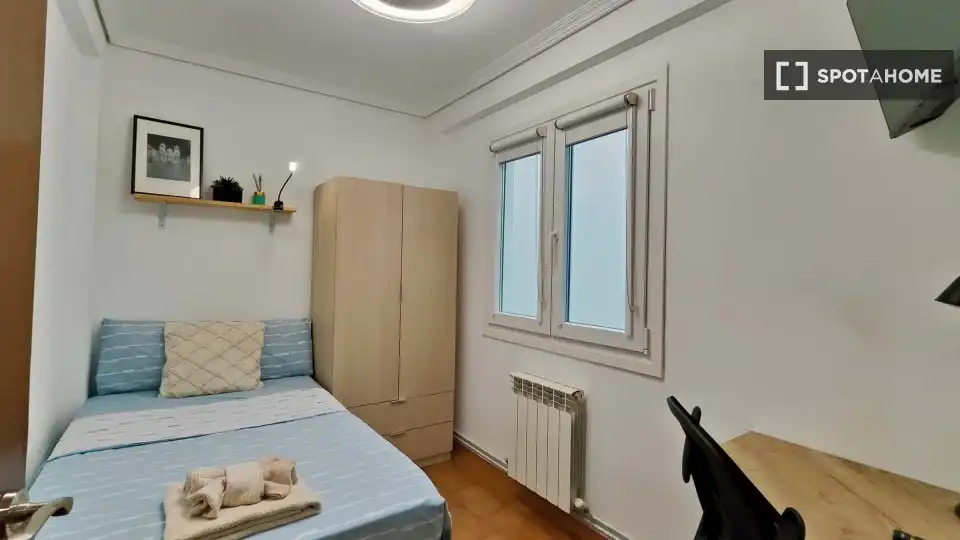 Habitación 54 m², Zaragoza