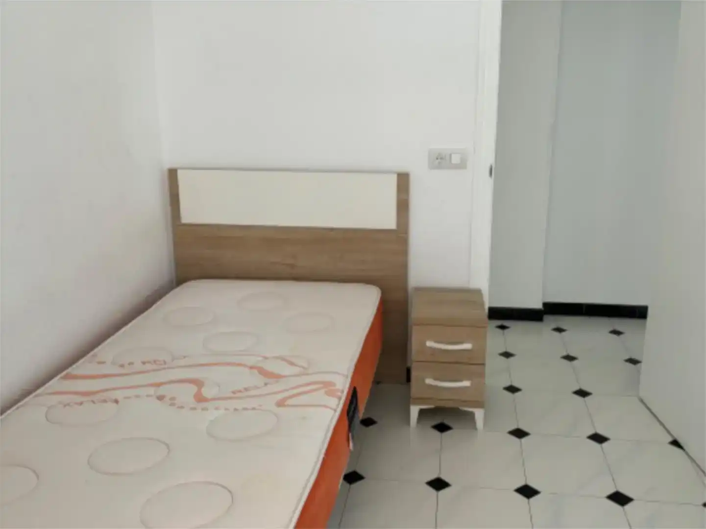 Habitación 92 m², Murcia