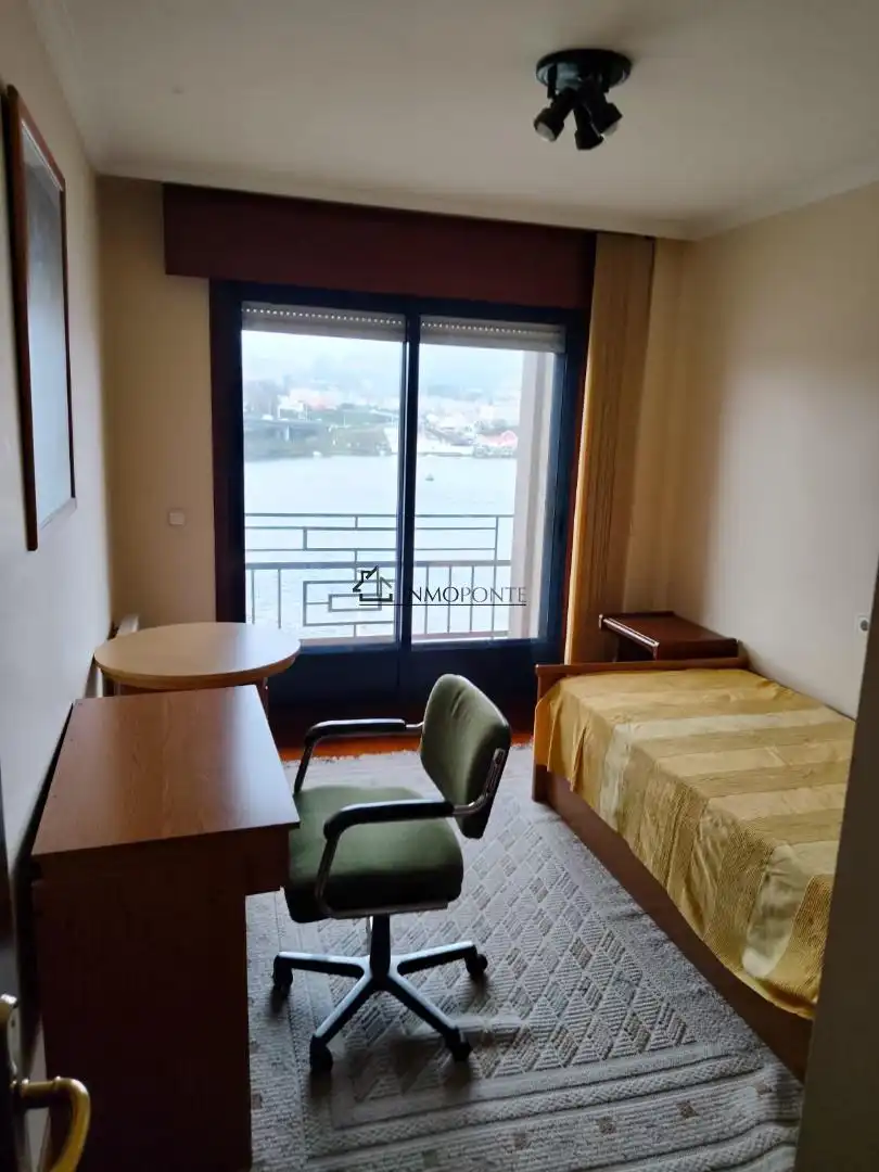 Pis de 98 m² a Pontevedra