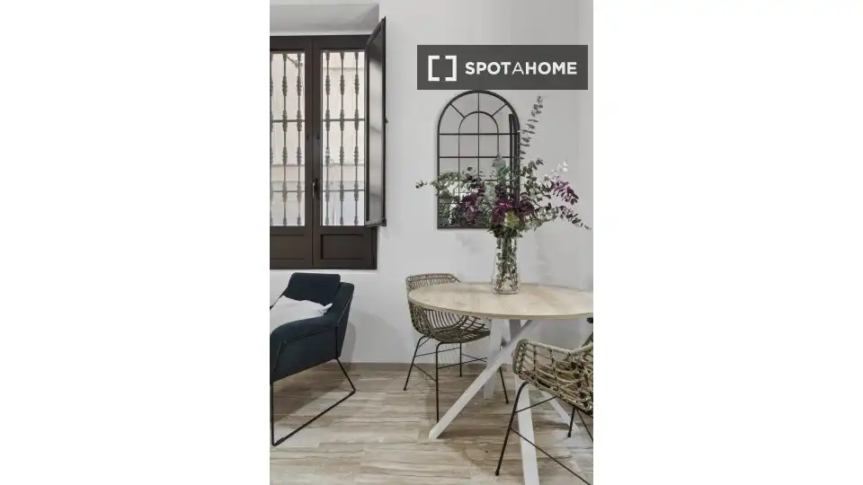 Habitación 75 m², Sevilla