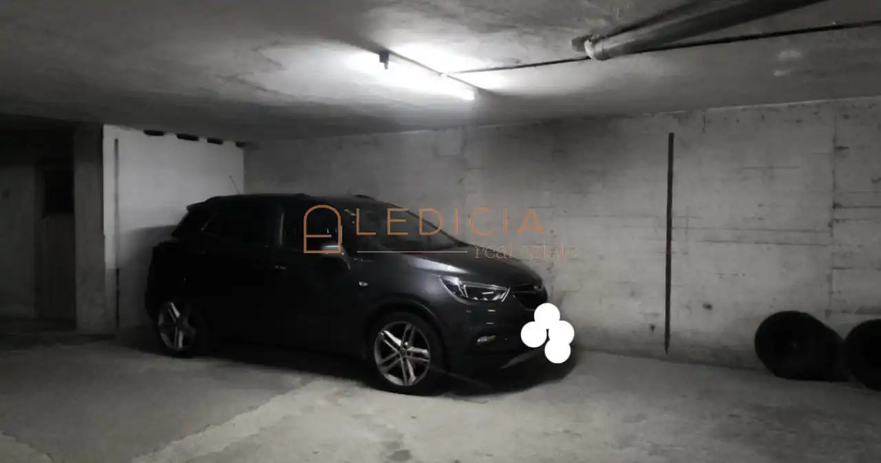 Piso de 90 m² en Vigo