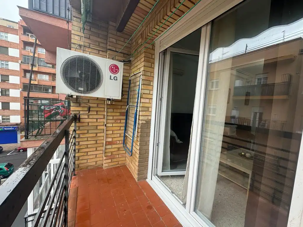 Piso de 85 m² en Cáceres