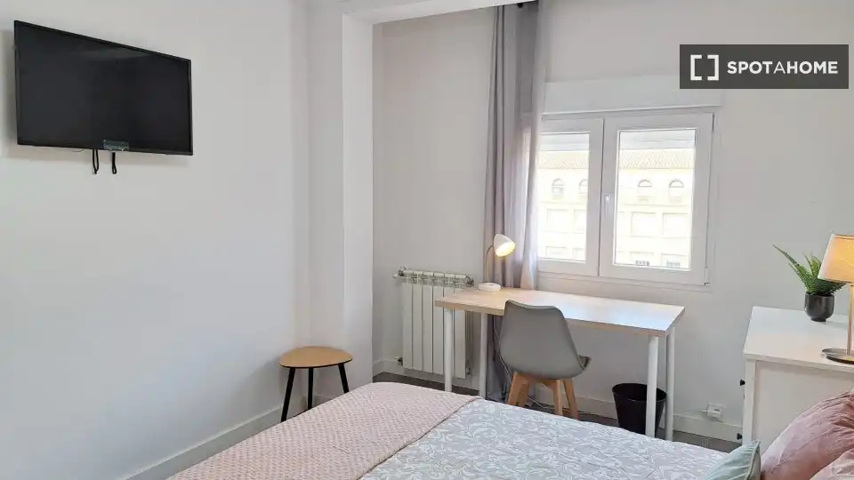 Habitación 86 m², Zaragoza