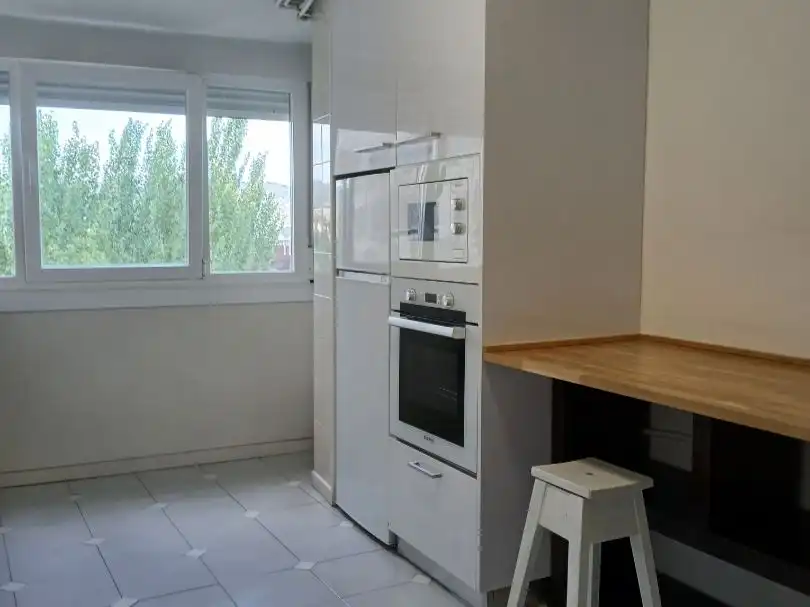 Piso de 96 m² en Ourense