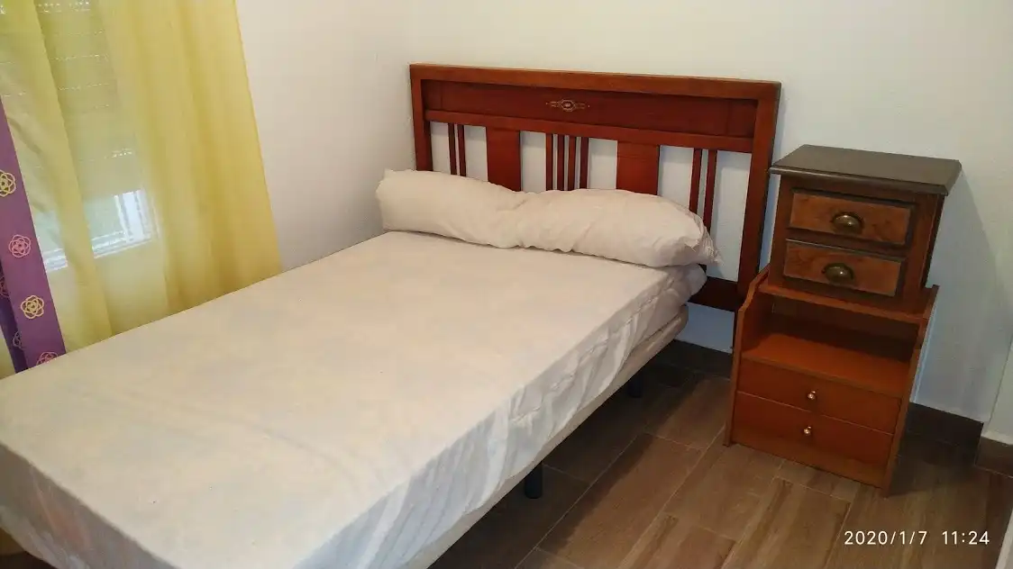 Piso de 100 m² en Linares