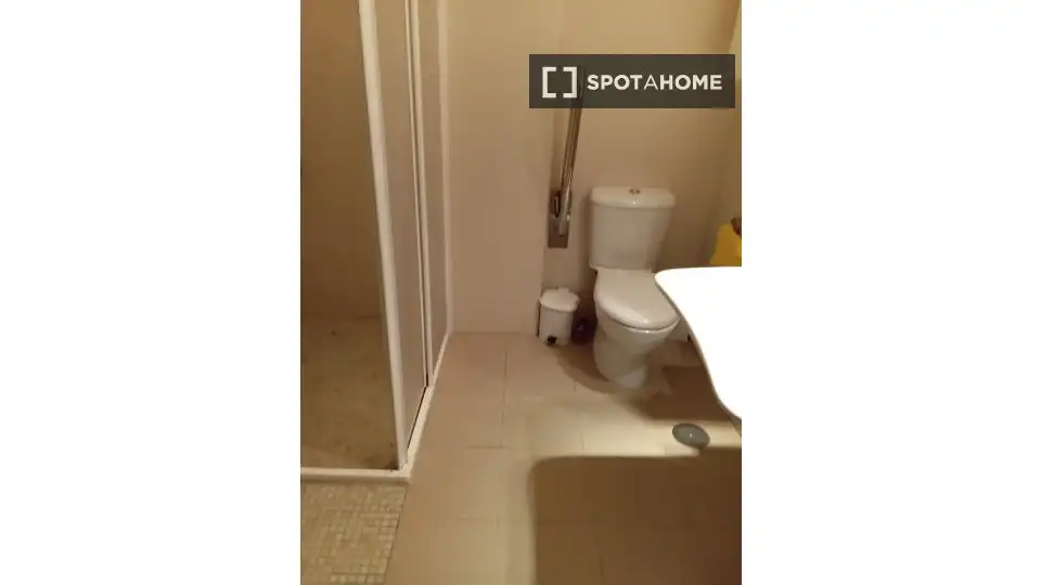 Habitación 150 m², Sevilla