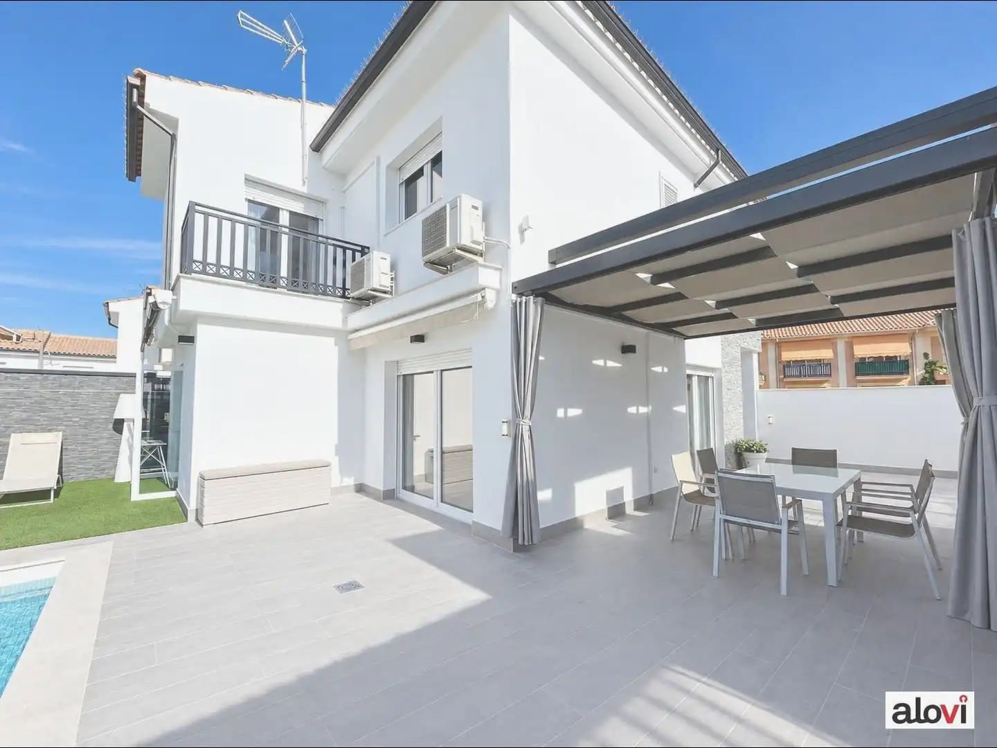 Casa de 240 m² a Ogíjares