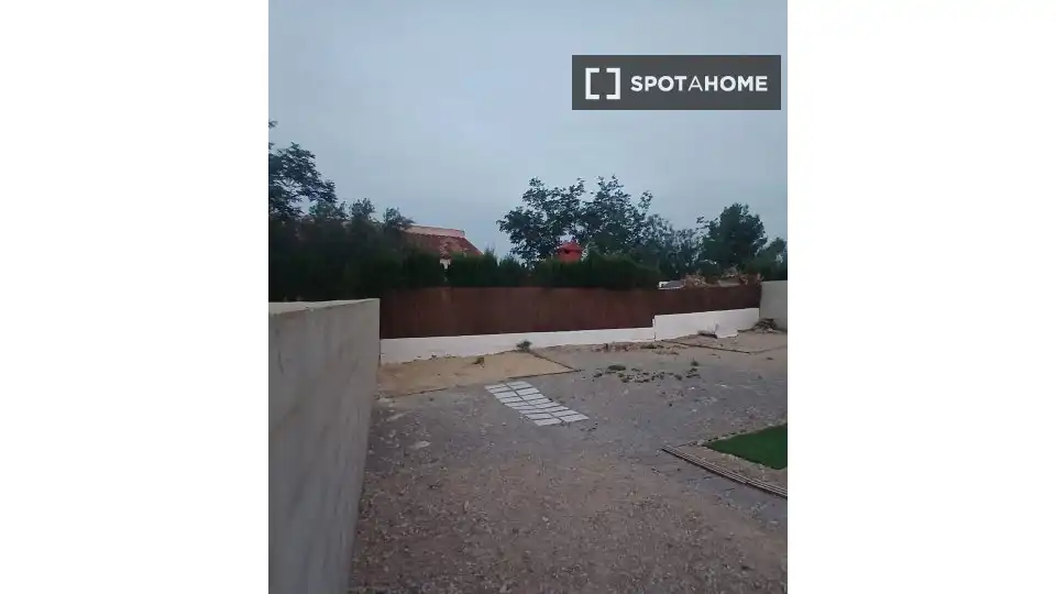 Appartamento 85 m² a Montroi / Montroy