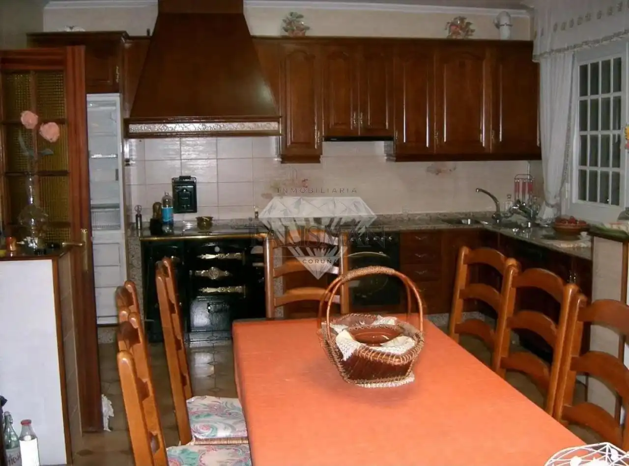 Piso de 300 m² en Vilagarcía de Arousa