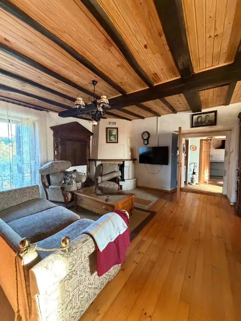 Piso de 585 m² en Baños de Molgas