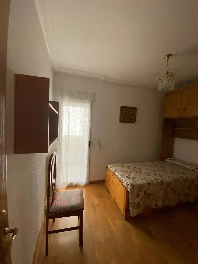 Pis de 95 m² a Àvila
