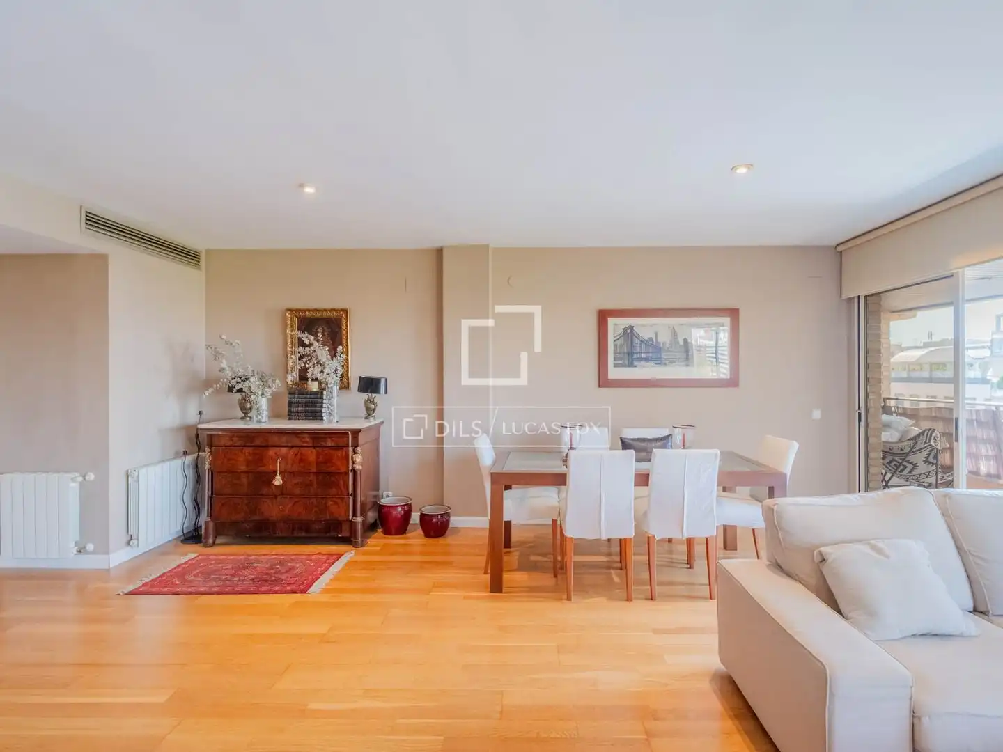 Pis de 206 m² a València