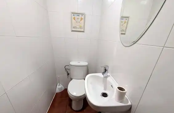 Habitación 504 m², Linares