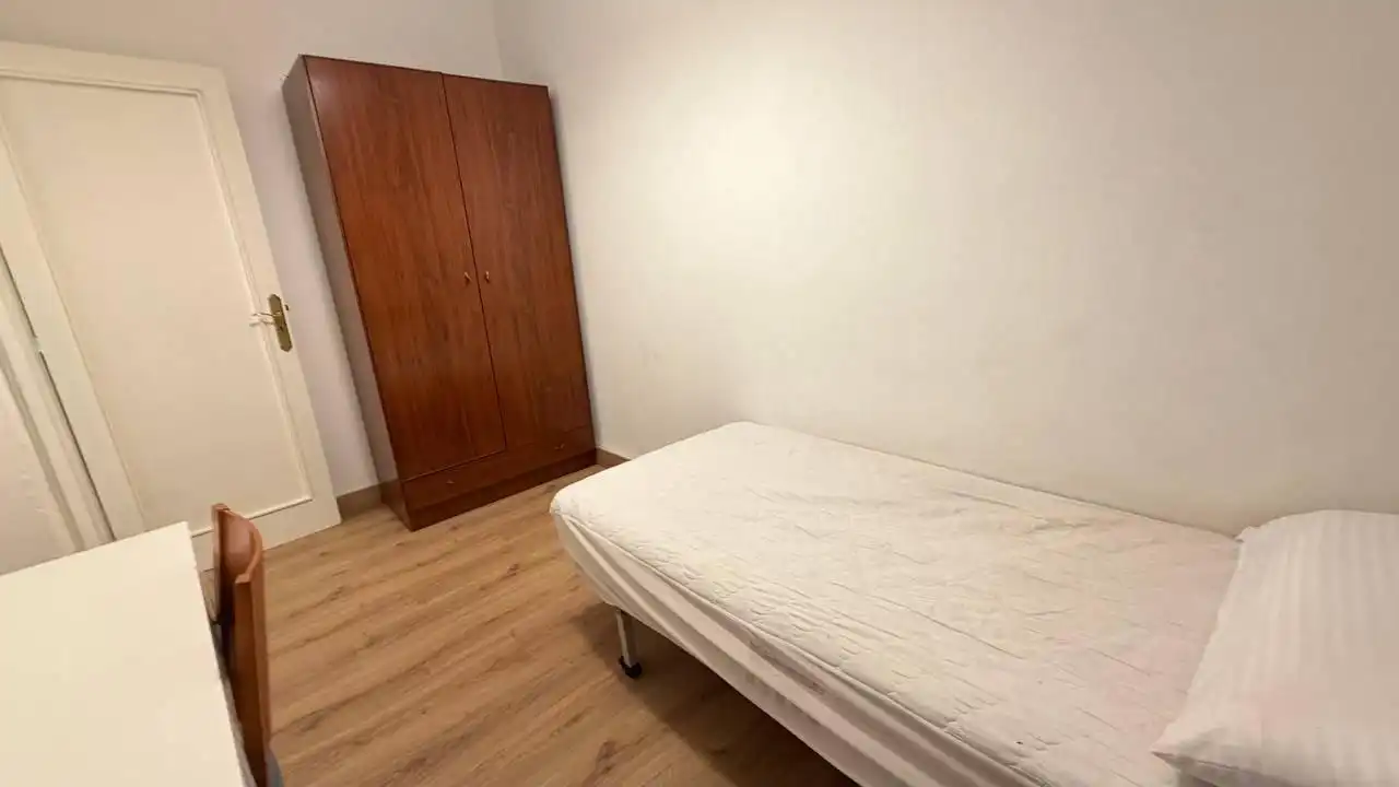 Piso de 95 m² en Ourense
