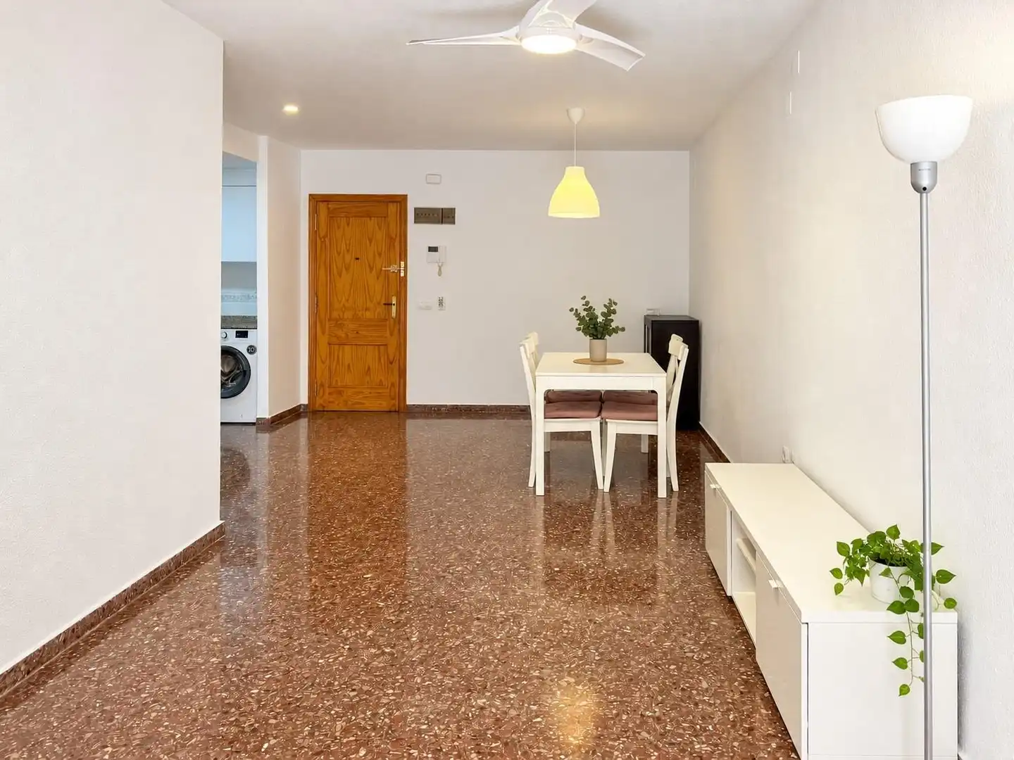 Pis de 74 m² a València