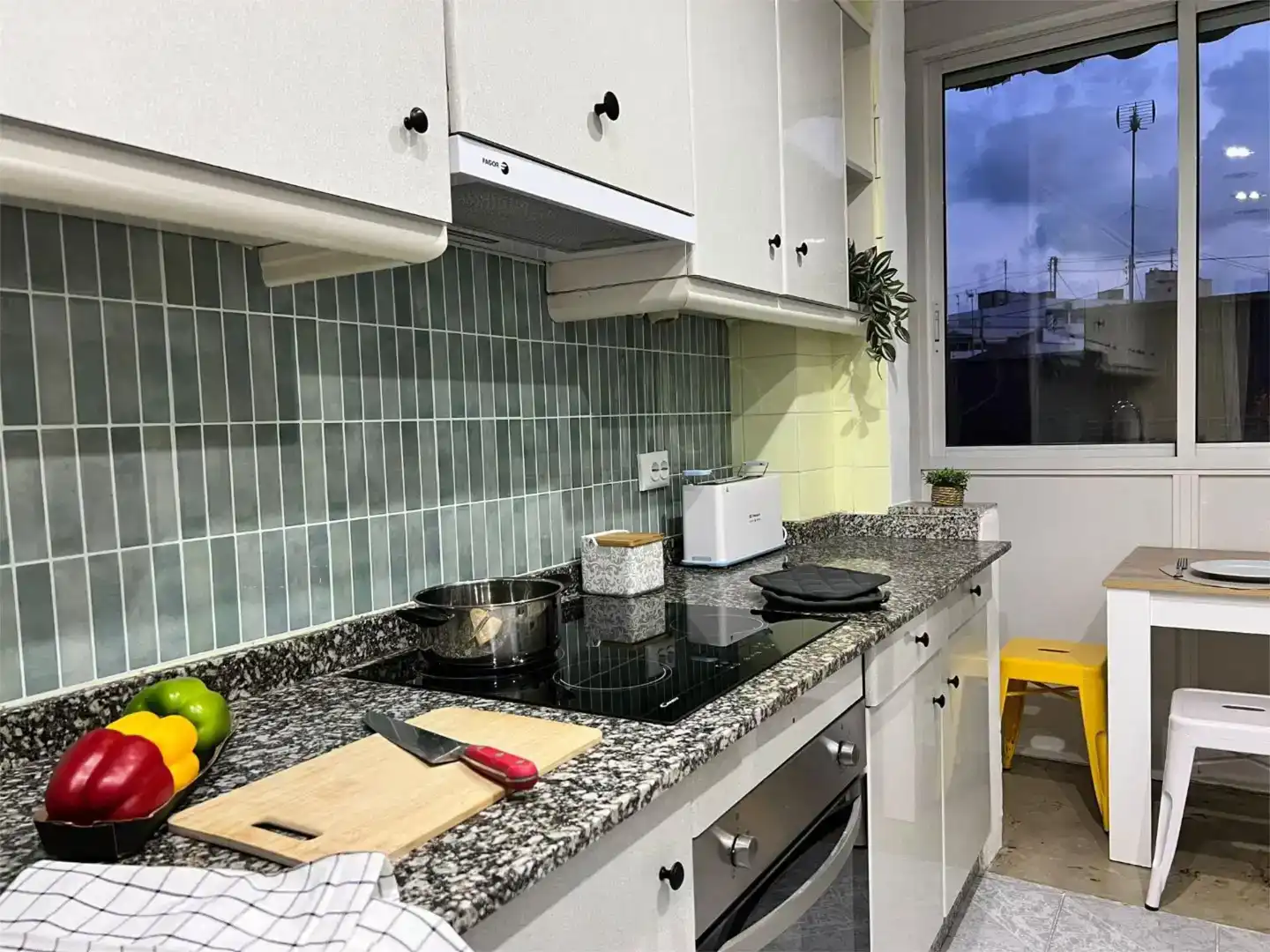 Habitación 120 m², Alicante