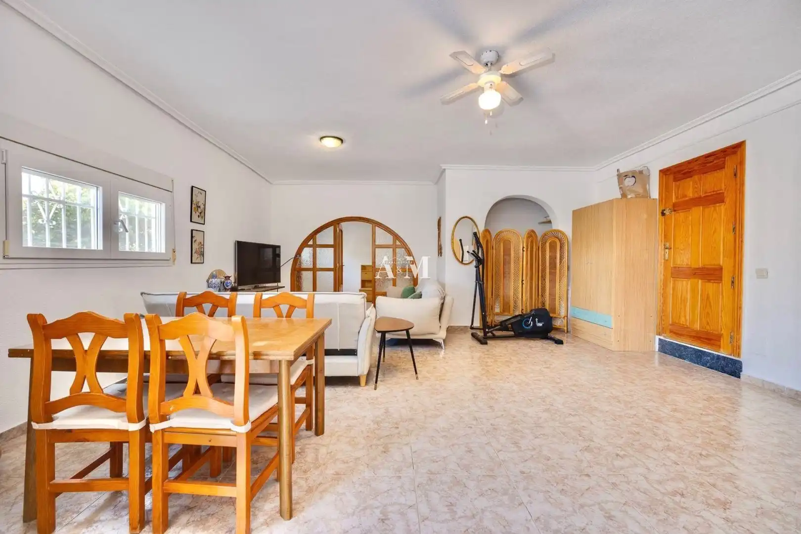 Casa de 360 m² a Torrevella
