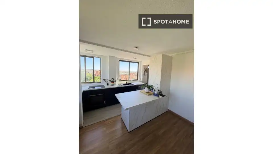 Habitación 90 m², Madrid