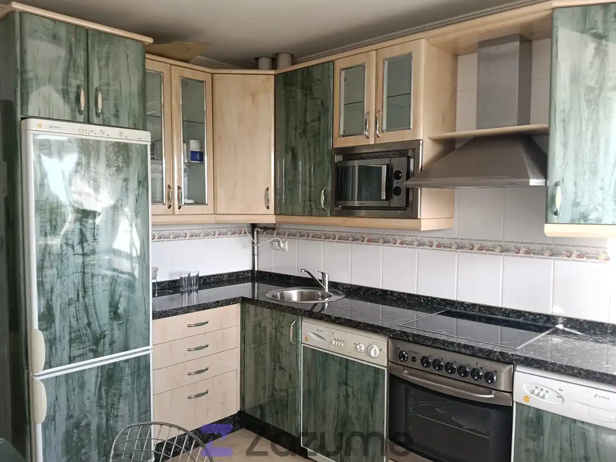 Piso de 100 m² en Valverde de la Virgen