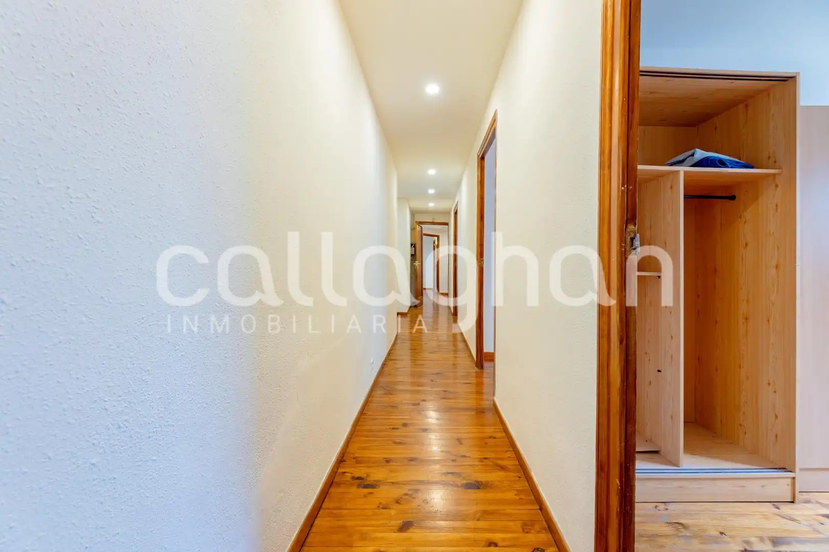 Wohnung 177 m² in Valencia