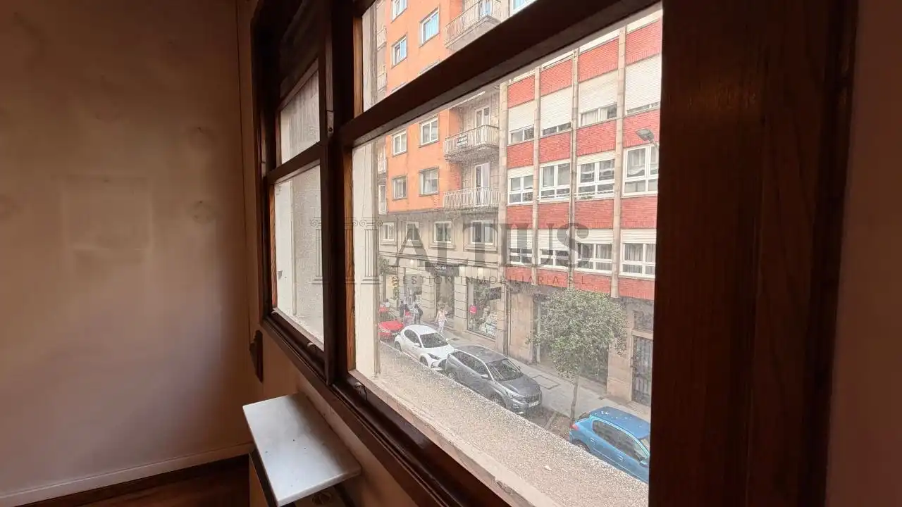 Piso de 180 m² en Santiago de Compostela