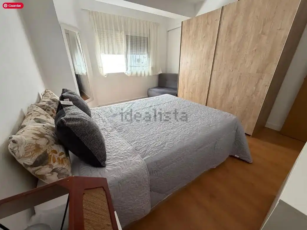 Piso de 95 m² en Almería