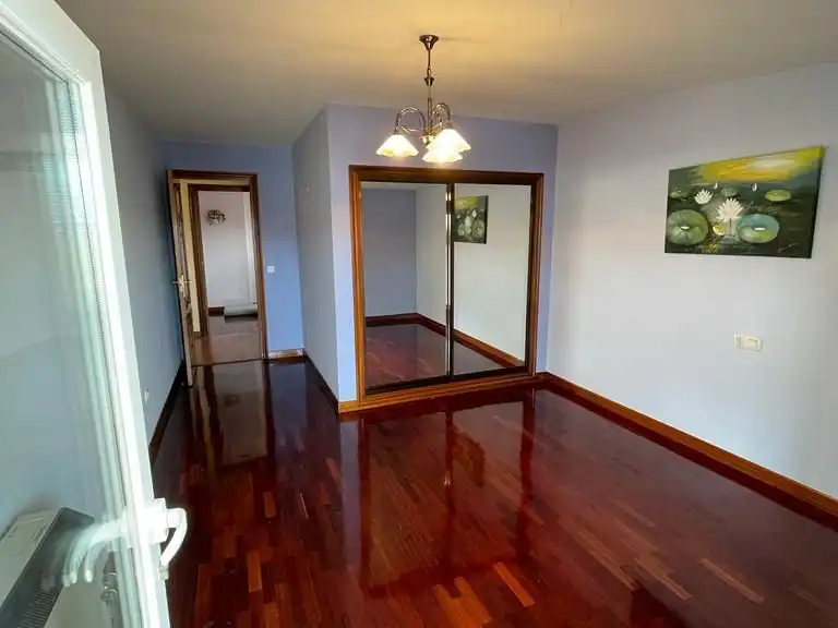 Piso de 78 m² en Poio