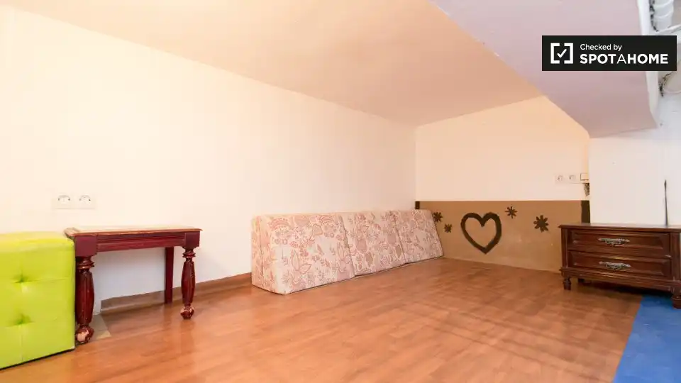 Habitación 29 m², Granada