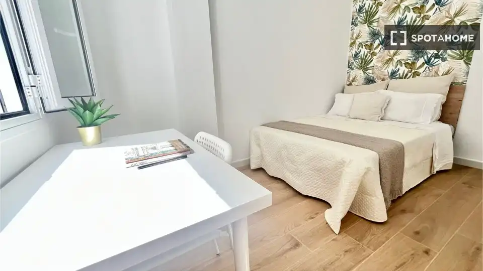 Habitación 81 m², Sevilla