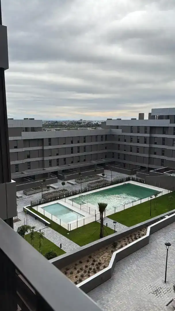 Piso de 146 m² en Tomares