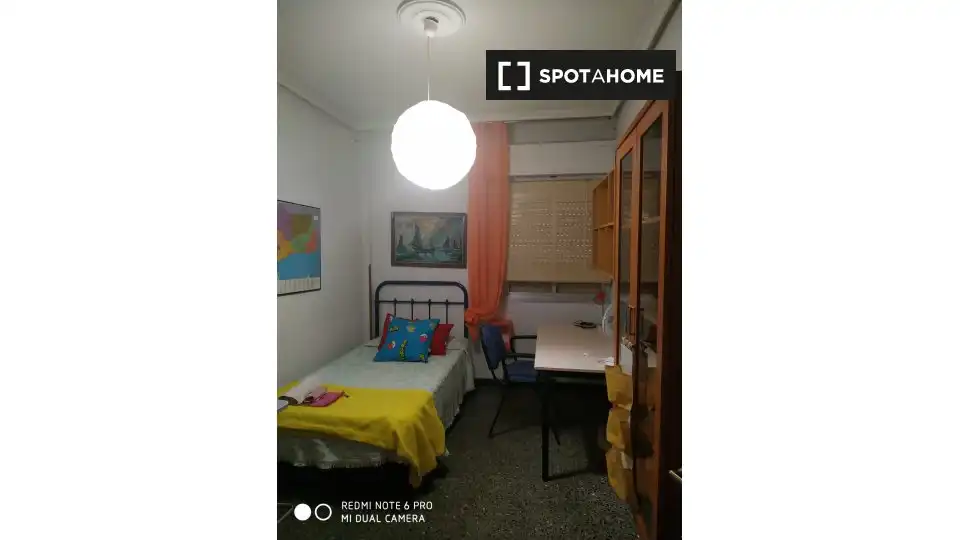 Habitación 115 m², Jaén
