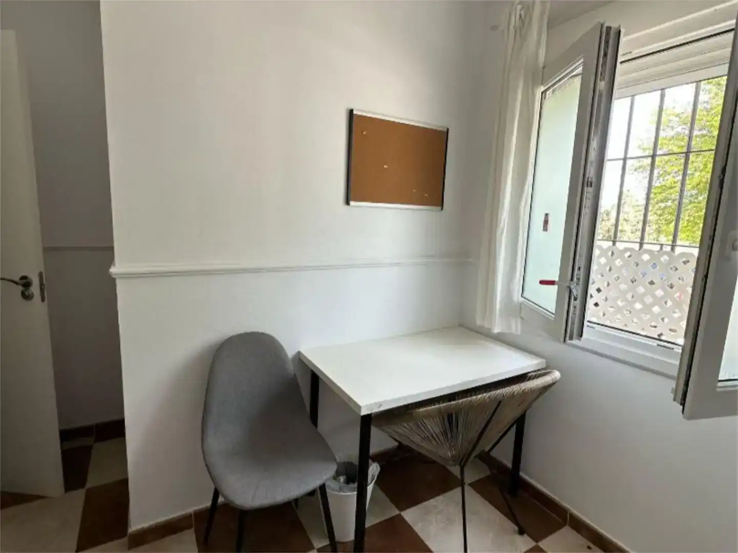 Habitación 100 m², Chiclana de la Frontera
