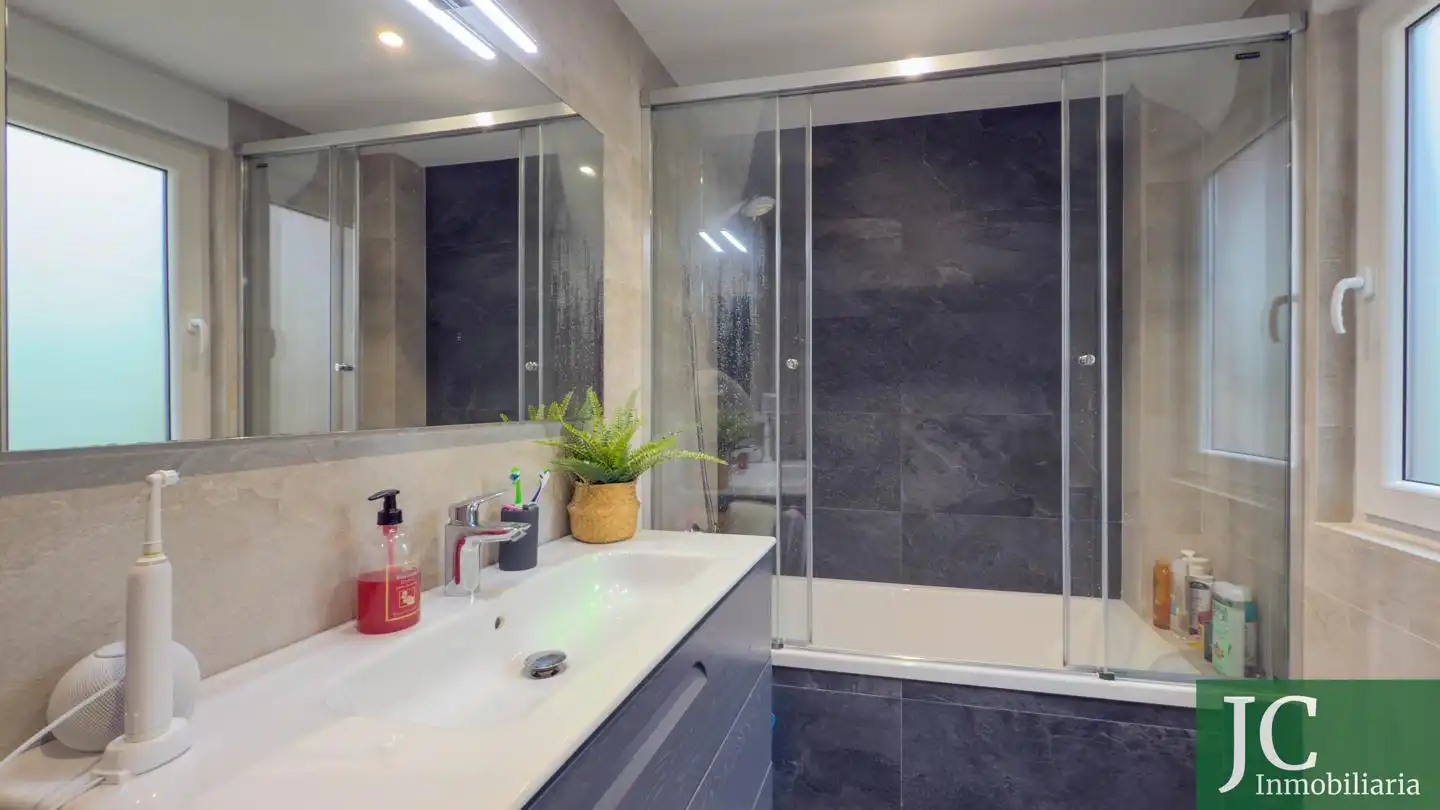 Piso de 80 m² en Santander