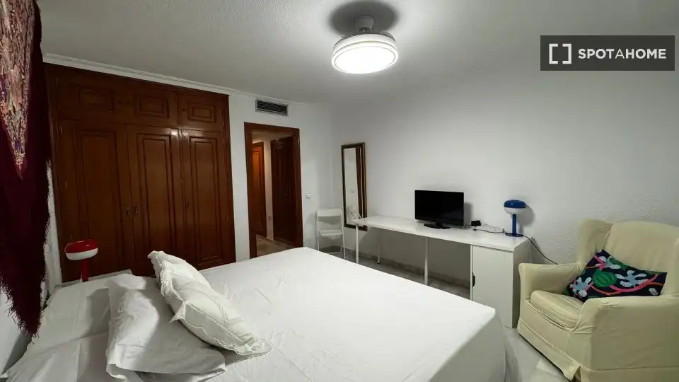 Habitación 115 m², Granada
