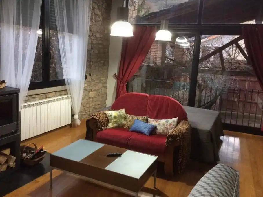 Casa de 200 m² en Alàs i Cerc