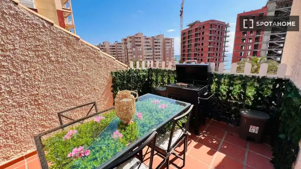 Habitación 81 m², España
