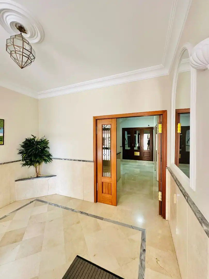 Flat 85 m² in Granada
