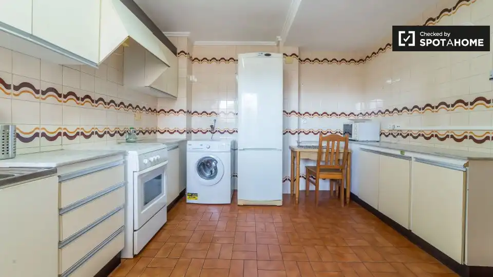 Habitación 100 m², Valencia