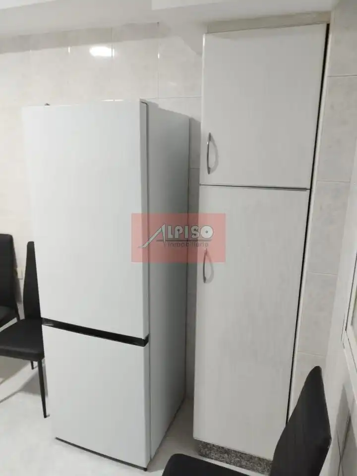 Piso de 85 m² en Ourense