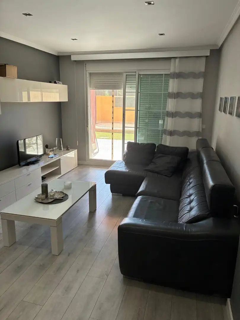Piso de 90 m² en Roquetas de Mar