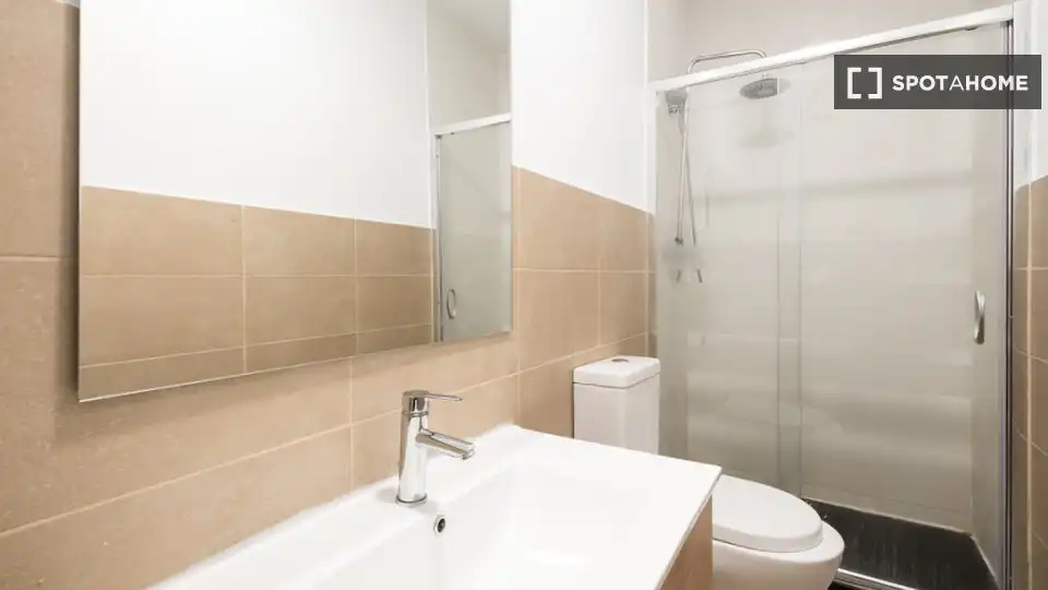 Habitación 140 m², Madrid