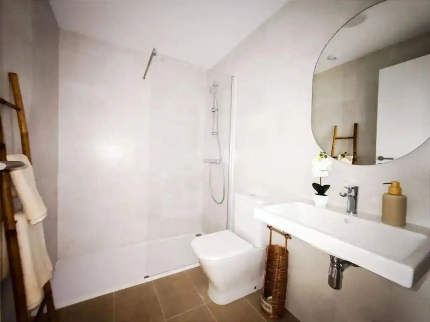 Habitación 83 m², Alicante
