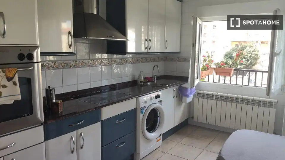 Habitación 110 m², Bilbao