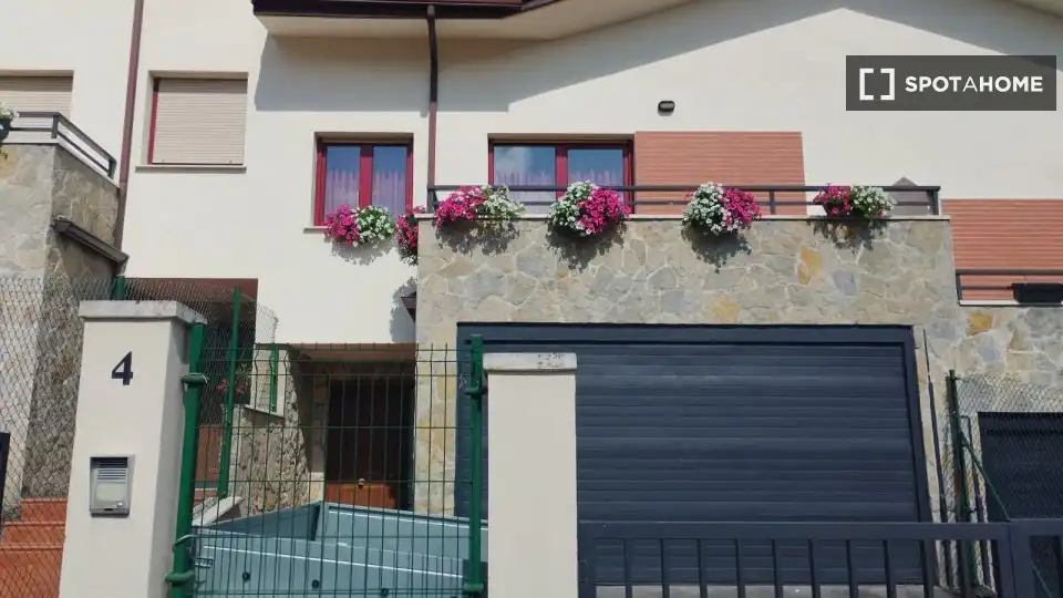 Habitación 173 m², Villaro o Arenaza
