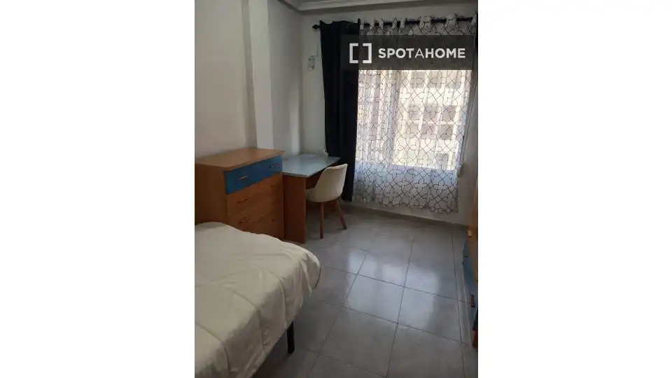 Habitación 109 m², Alicante