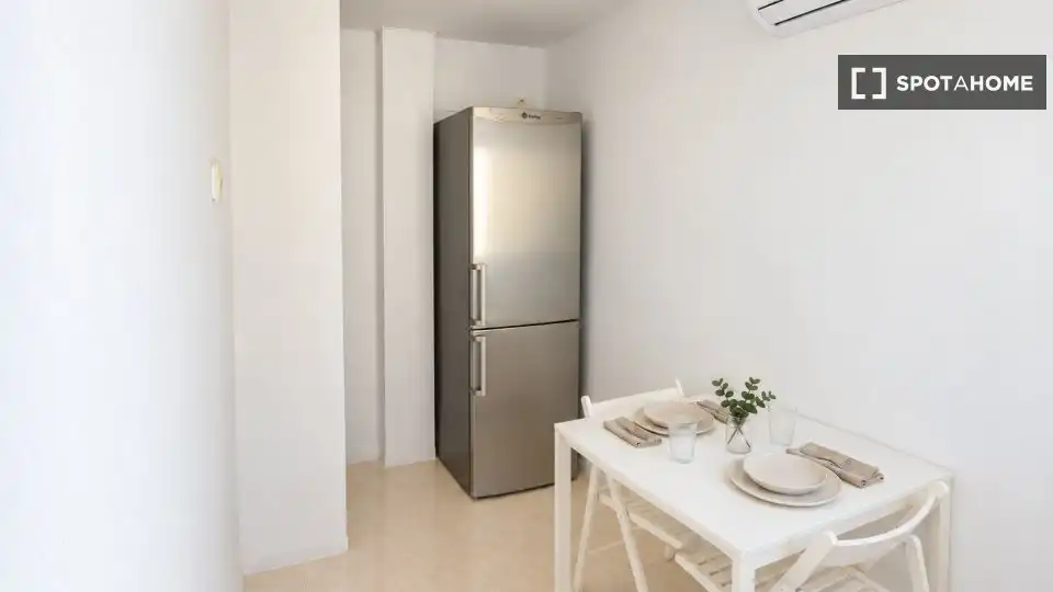 Habitación 75 m², Sevilla