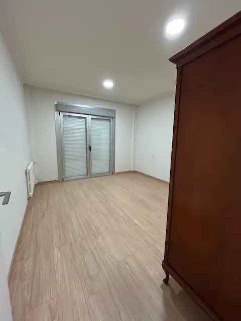 Piso en alquiler, Ourense