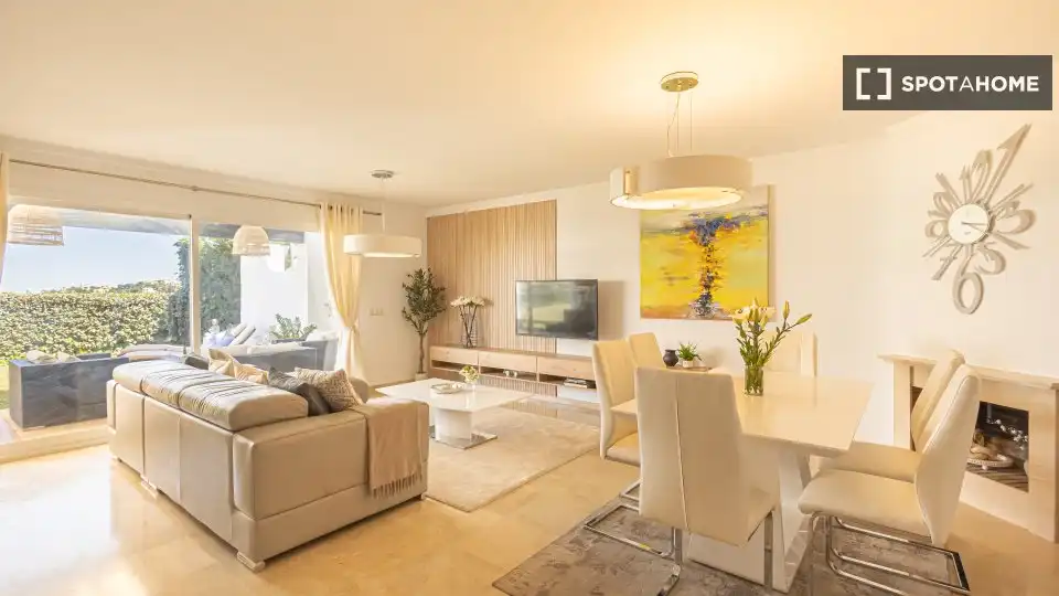 Habitación 132 m², Ojén