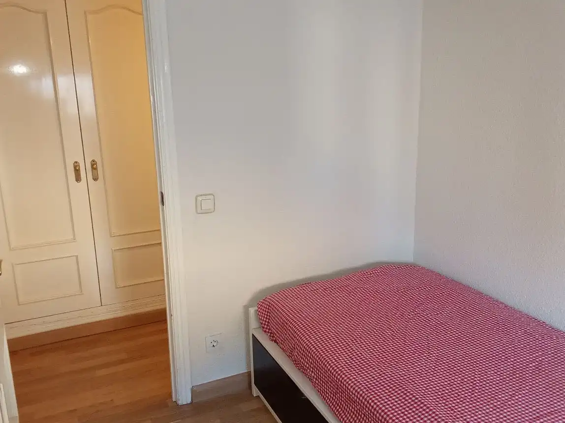 Piso de 80 m² en Sevilla